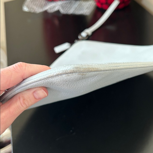 Coach X Keith Haring Turnlock Wristlet 30 Limited Edition Collaboration - Picture 8 of 17